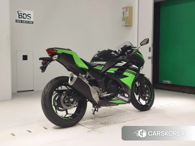 Проданный Kawasaki NINJA 250 ABS 2016 из Японии, фото 2