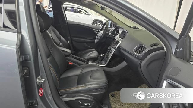Volvo V40 Cross-Country id 4574304 из Кореи 18