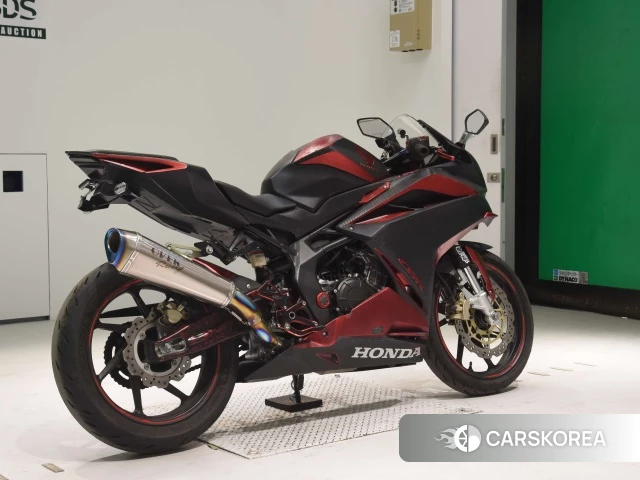 Проданный Honda CBR250RR 2017 из Японии