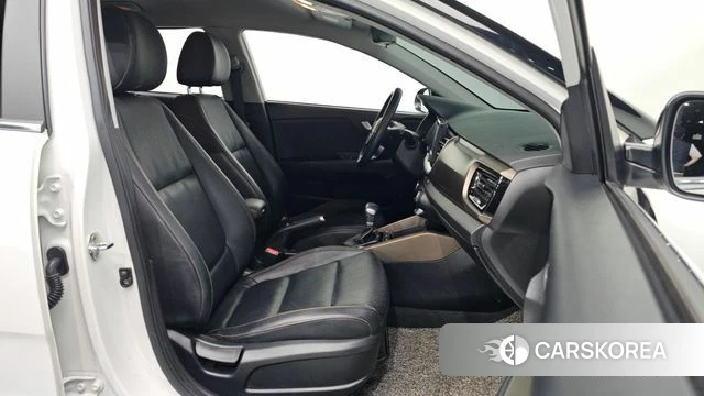 Kia Stonic id 4482938 из Кореи 18