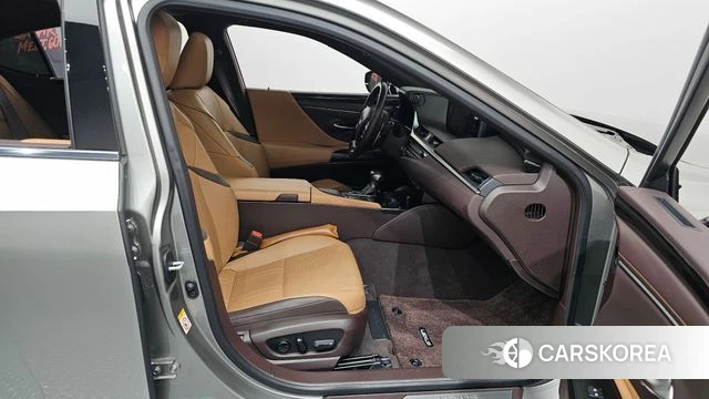 Lexus ES300h 7th generation id 4551656 из Кореи 18