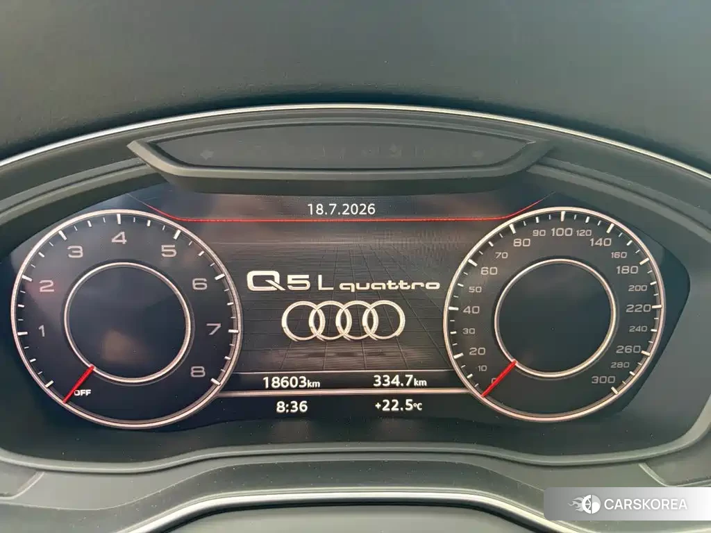 Audi Q5L id 4600834 из Китая 19