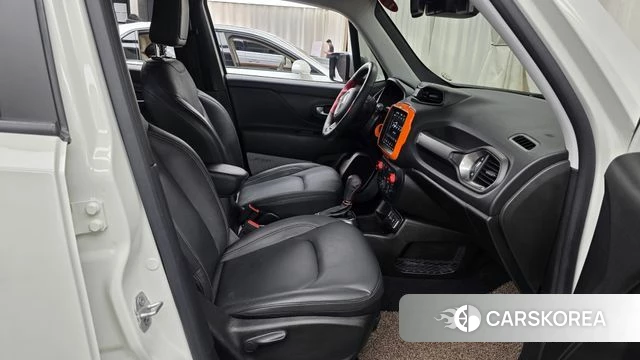 Jeep Renegade id 4763333 из Кореи 18