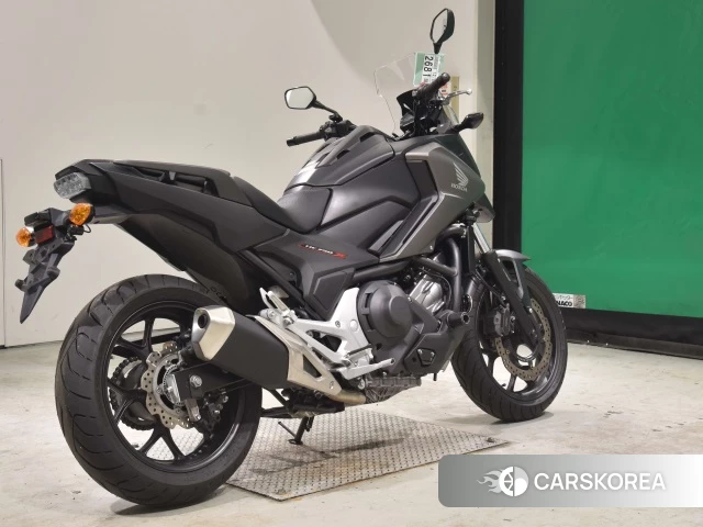 Проданный Honda NC750X LD DCT 2020 из Японии