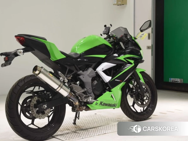 Проданный Kawasaki NINJA 250SL 2015 из Японии, фото 2