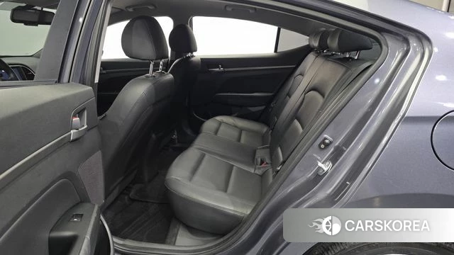 Hyundai Avante AD id 4397992 из Кореи 18