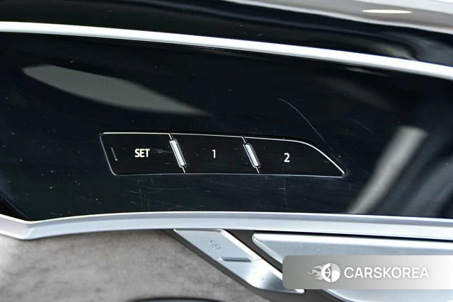 Audi A8 PHEV id 4341660 из Китая 18