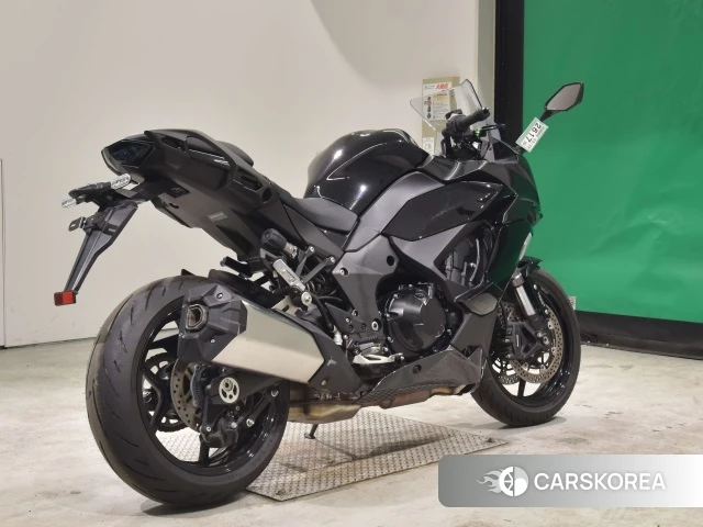 Проданный Kawasaki NINJA 1000 SX 2021 из Японии, фото 2