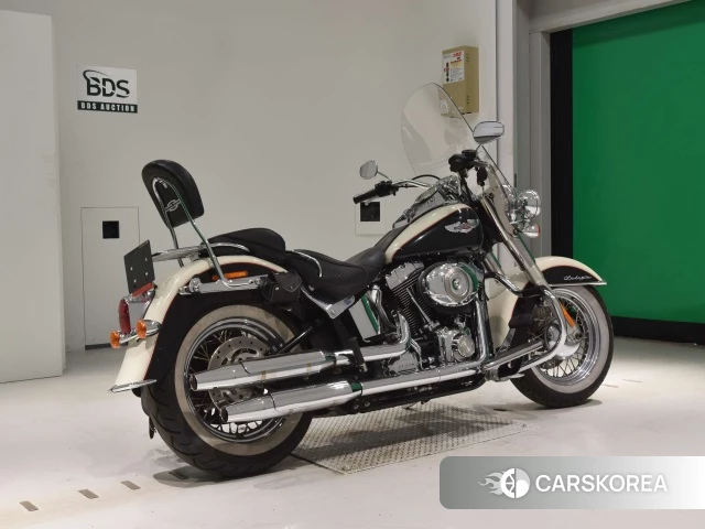 Проданный Harley-Davidson Softail Deluxe FLSTN1580 2011 из Японии, фото 2