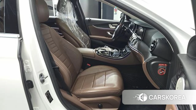 Mercedes-Benz E-Class W213 id 4873368 из Кореи 18