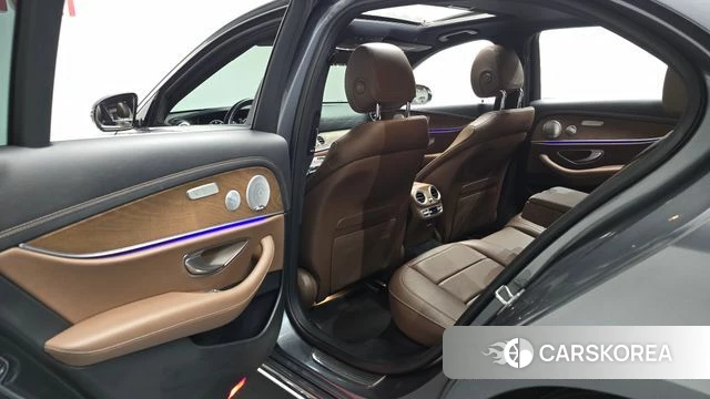 Mercedes-Benz E-Class W213 id 4268432 из Кореи 18