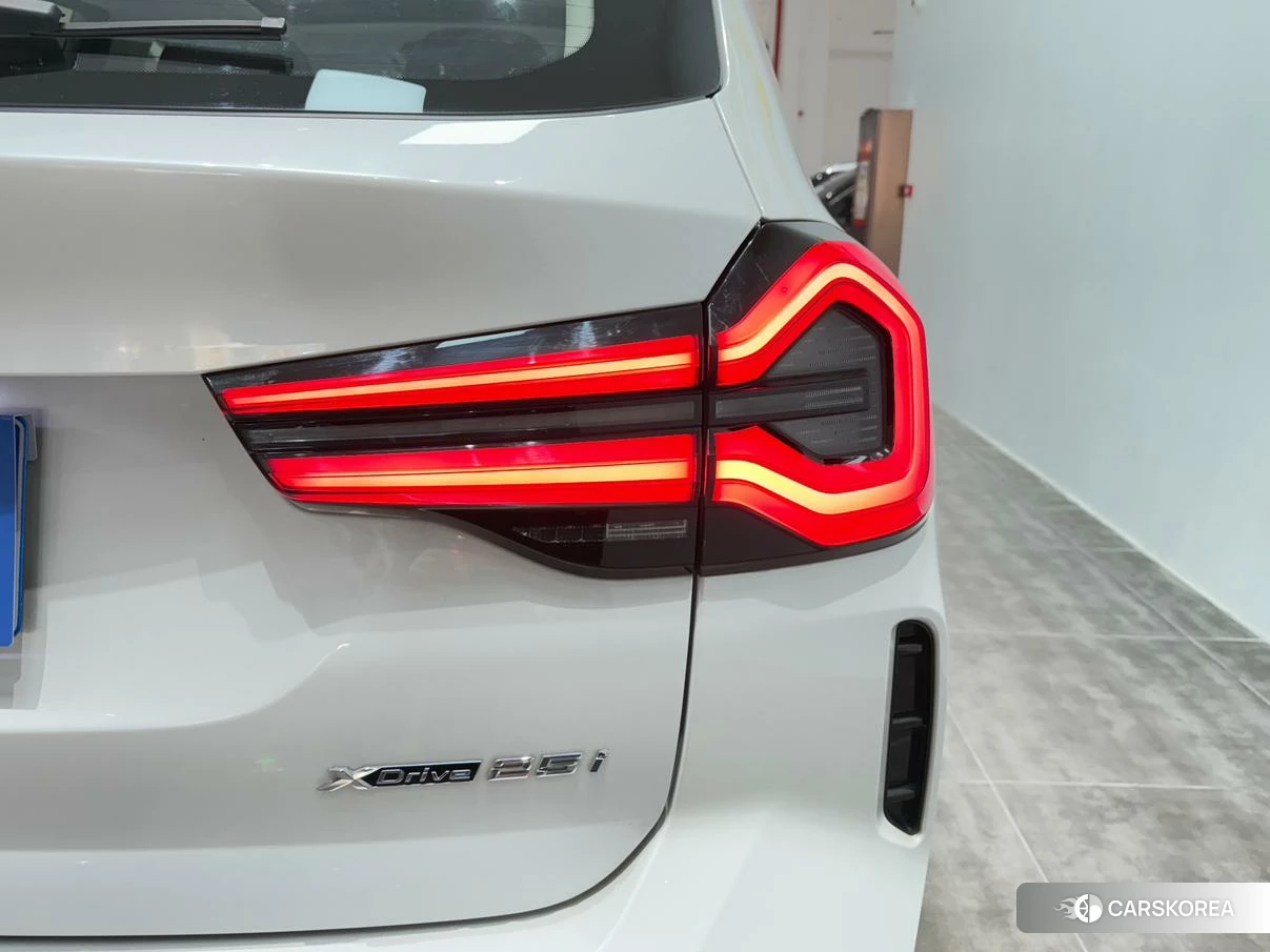BMW X3 id 4498825 из Китая 18
