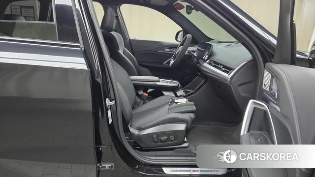 BMW iX1 (U11) id 4762915 из Кореи 18