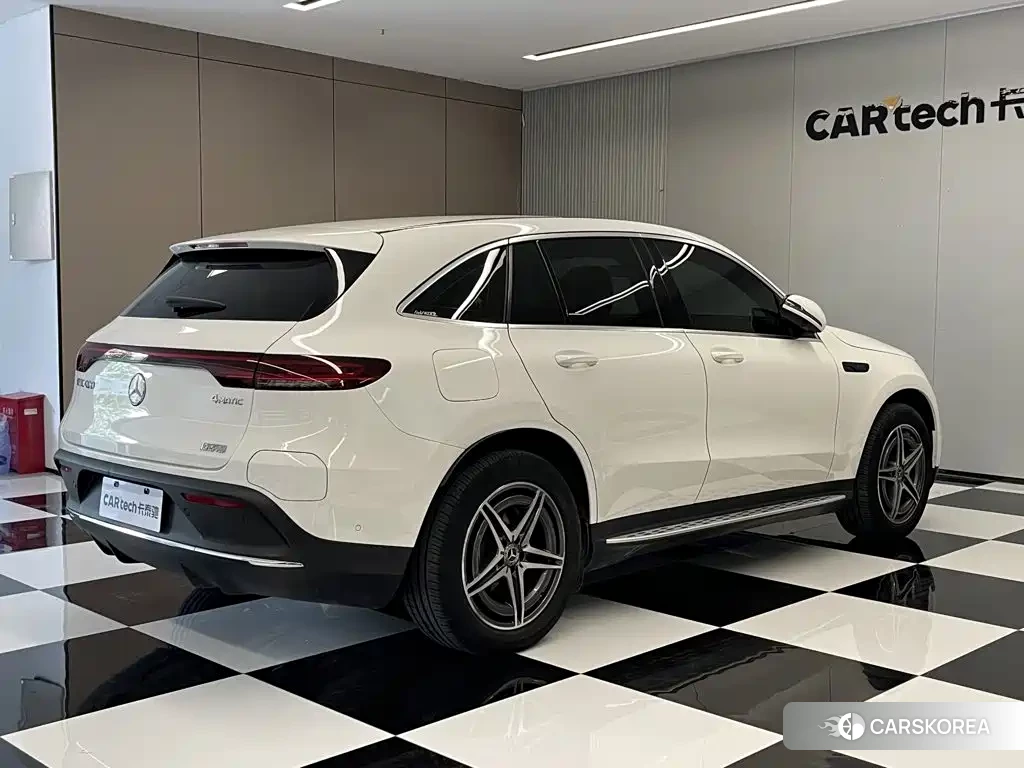 Mercedes-Benz EQC id 4680646 из Китая 18
