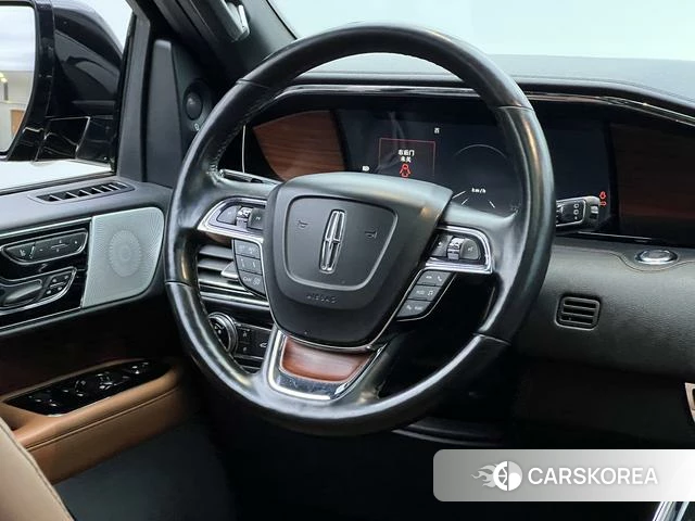 Lincoln Navigator id 4208119 из Китая 18