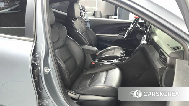 Hyundai Veloster (JS) id 4918282 из Кореи 18