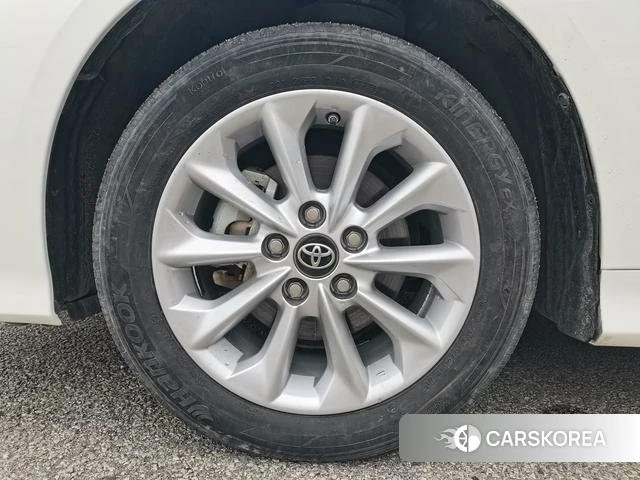 Toyota Corolla id 4257274 из Китая 18