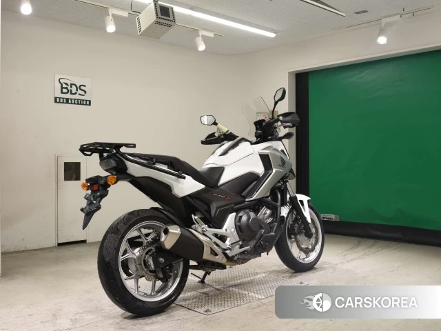 Проданный Honda NC750X DCT 2017 из Японии, фото 2