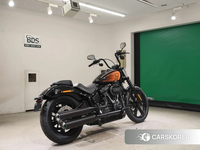 Проданный Harley-Davidson Softail Street Bob FXBBS1870 2023 из Японии, фото 2