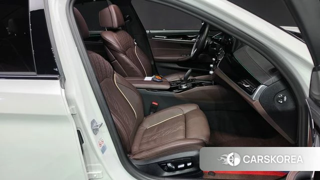BMW 5 Series (G30) id 4917001 из Кореи 18