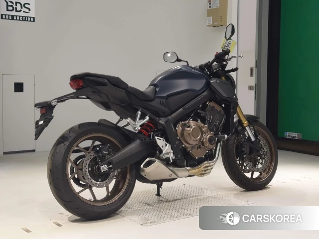 Проданный Honda CB650R 2024 из Японии