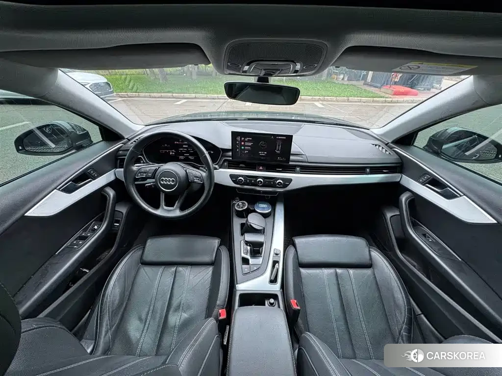 Audi A4L id 4548234 из Китая 18