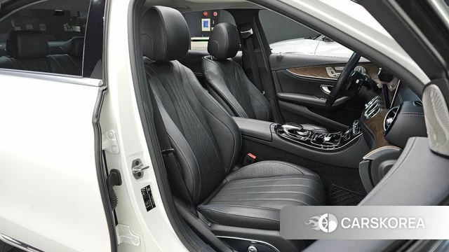 Mercedes-Benz E-Class W213 id 4604898 из Кореи 18