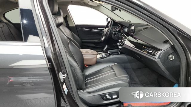 BMW 5 Series (G30) id 4638050 из Кореи 18