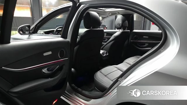 Mercedes-Benz E-Class W213 id 4899914 из Кореи 18
