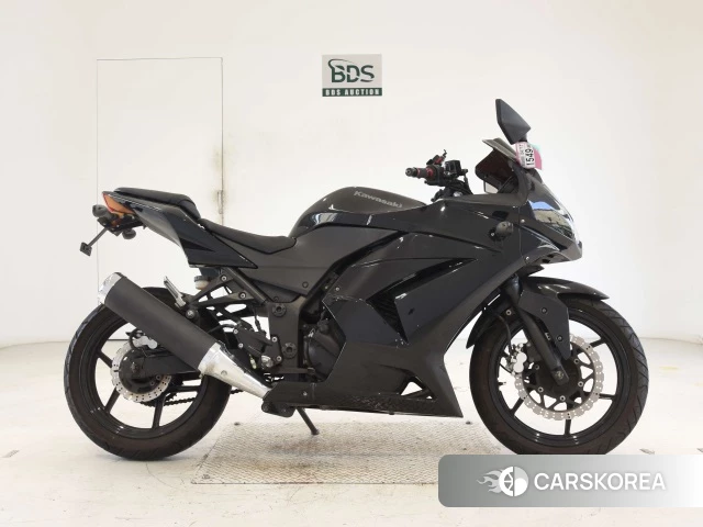 Kawasaki NINJA 250R id 3947494 из Японии 17