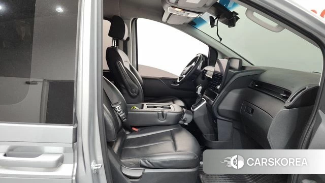 Hyundai Staria id 4322945 из Кореи 18