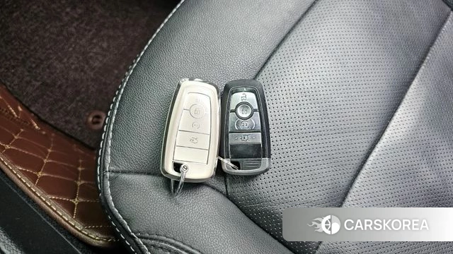 Ford Explorer id 4317886 из Кореи 18