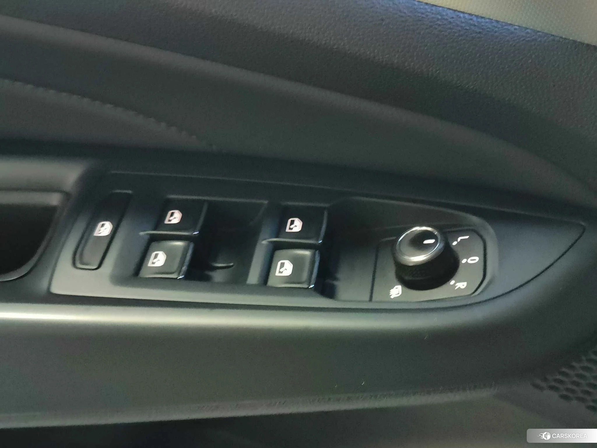 Volkswagen Passat id 4514881 из Китая 18
