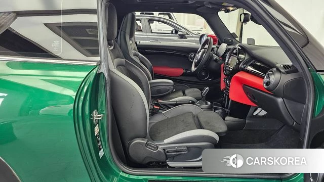 Mini Cooper S id 4906748 из Кореи 17