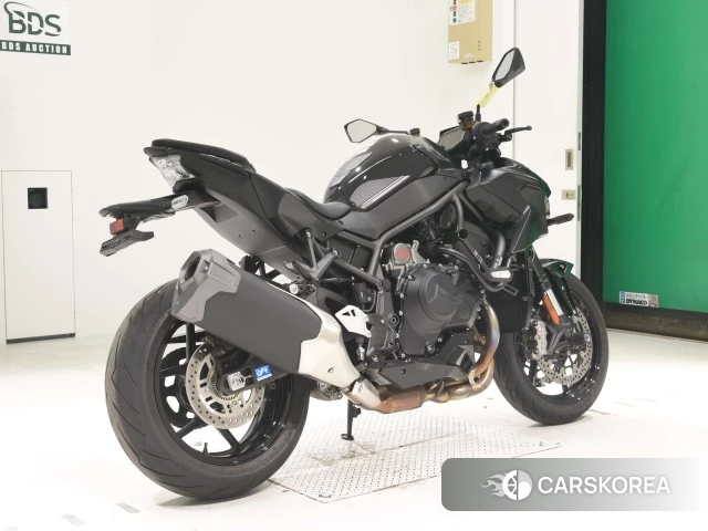 Проданный Kawasaki Z H2 2021 из Японии