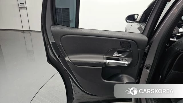 Mercedes-Benz EQB X243 id 4369528 из Кореи 18