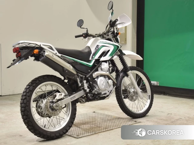 Проданный Yamaha SEROW 250 2011 из Японии