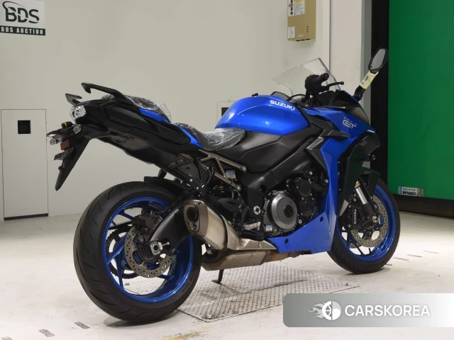 Проданный Suzuki GSX-S1000GT 2022 из Японии, фото 2