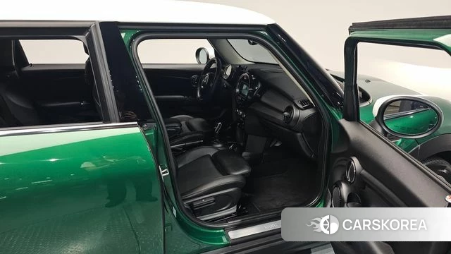 Mini Cooper id 4224639 из Кореи 18