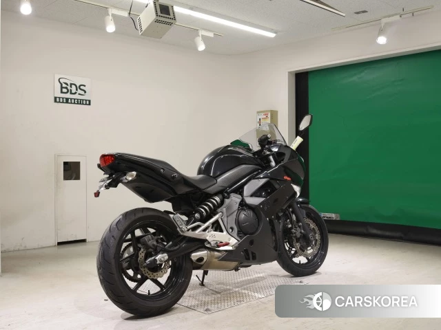 Проданный Kawasaki NINJA 400R 2011 из Японии, фото 2