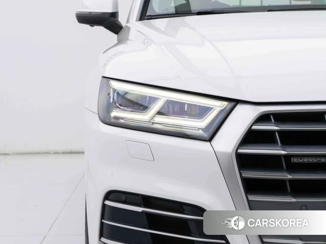 Audi Q5L id 4234887 из Китая 18