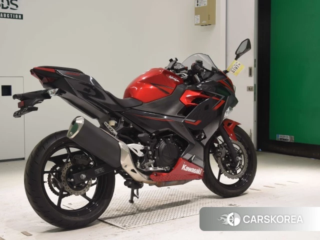 Проданный Kawasaki NINJA 400 2019 из Японии