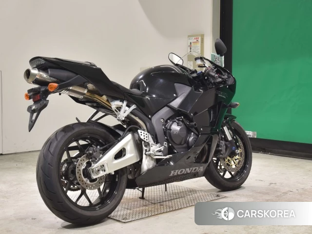 Проданный Honda CBR600RR 2015 из Японии