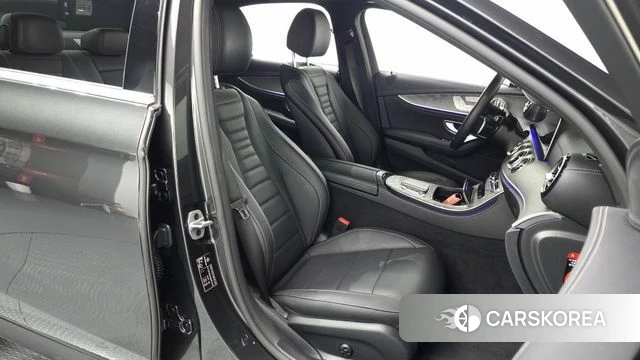 Mercedes-Benz E-Class W213 id 4608606 из Кореи 18