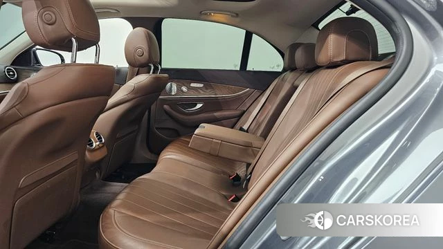 Mercedes-Benz E-Class W213 id 4765109 из Кореи 18