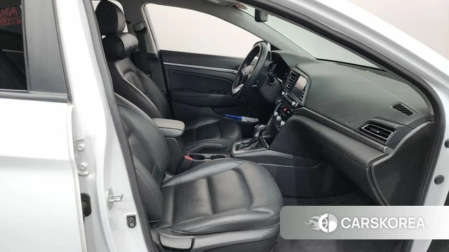 Hyundai The New Avante AD id 4520259 из Кореи 18