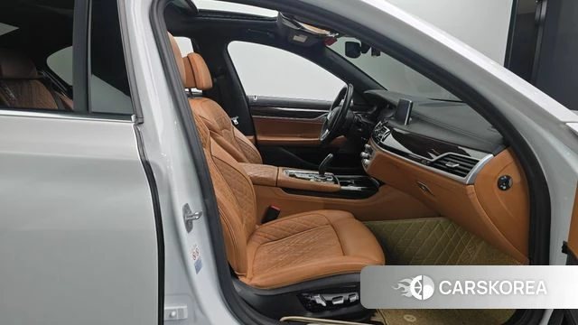 BMW 7 Series (G11) id 4864956 из Кореи 18