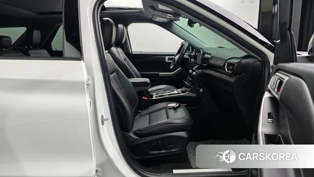 Ford Explorer 6th Generation id 4195702 из Кореи 18