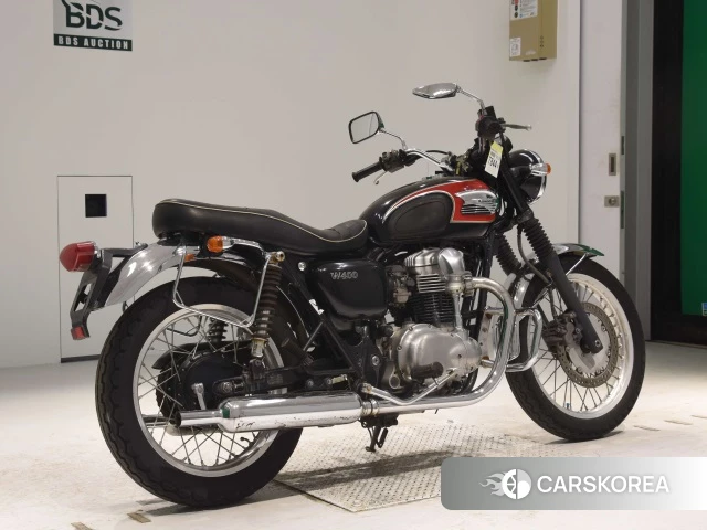 Проданный Kawasaki W400 2010 из Японии