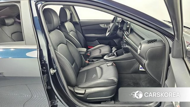 Kia Come New K3 id 4233107 из Кореи 18